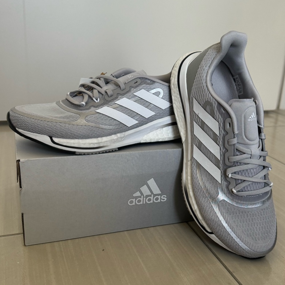 Adidas Women’s Supernova Running Shoes - Gray/White - Size 8 - New with Tags